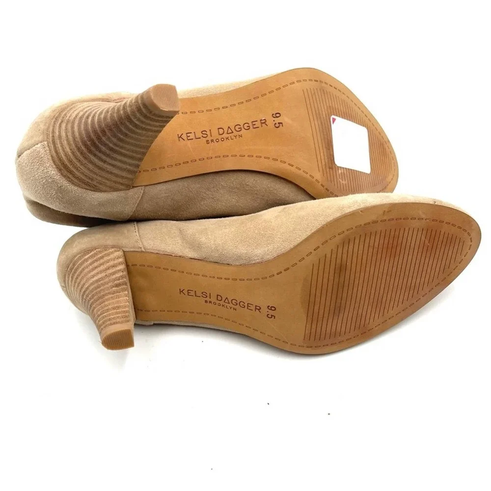 Kelsi Dagger Brooklyn tan Suede Ankle Boots sz 9.5